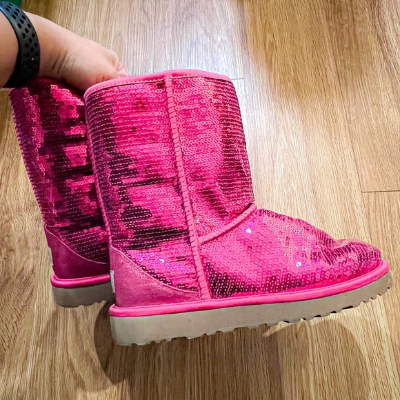 Ugg Short Glitter Sequin Boots Size 7 - Picture 3 of 7